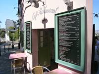 Blick auf die Speisekarte des Lokals