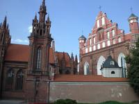 Blick auf die Kirchen St. Franziskus und St. Annen