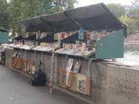 Bücherhändler entlang der Seine