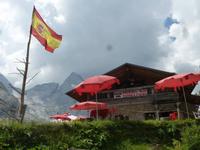 Pause am Fedaia Stausee