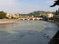 die Etsch in Verona 