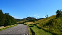 0023 Edinburgh, Blick vom Calton Hill zu Arturs Seat