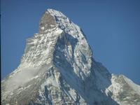 So begrüßt uns das Matterhorn nach unserem ersten Frühstück in Zermatt