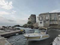 Erbalunga - Hafen und Genuesenturm