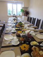 Karakol - super leckeres Fruehstueck im Green Yard