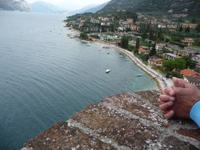 ... und von da oben eine herrliche Aussicht auf Malcesine.