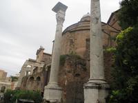 Reste von Palästen und Tempeln im Forum Romanum