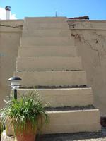 Wohin führt wohl diese Treppe in Krai?