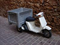 Lieferfahrzeug in Chania