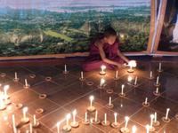 370. Mandalay Hill, Lichterfest, Myanmar