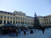 Auf dem Weihnachtsmarkt am Schloss Schönbrunn