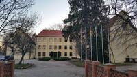 Blick über die Schloßbrücke zum Schloß
