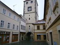 Ein Stadttor in der Innenstadt von Melnik