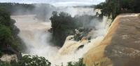 argentinische Seite der Wasserfälle von Iguazu 