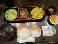 Sushi-Essen am Abend