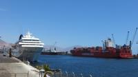 MS Amadea im Hafen von Antofagasta, Chile