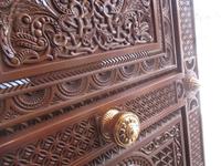 Kunstvolle Details überall