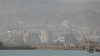 Blick von Aqaba nach Elat (Israel)