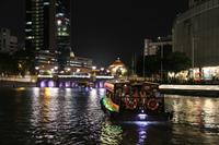 Singapur - abendliche Bootsfahrt
