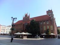 der Rynek in Torun mit dem Rathaus