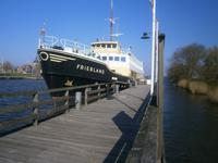 Enkhuizen, Hafen, das Passagierschiff 