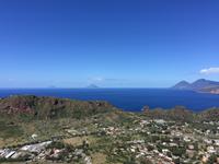 Blick nach Alicudi, Filicudi und Salina