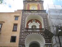 Turm im Stadtzentrum von Sorrent 