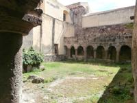 Lipari der normannische Kreuzgang