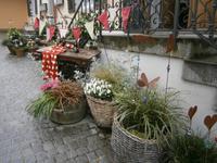 Außengestaltung vor einem Geschäft