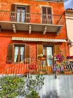 034 Sardinien - Häuserfassade in Porto Cervo