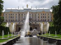 Peterhof, Blick auf den großen Palast