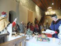 Wir erfahren, dass früher sehr üppig gespeist wurde