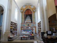 Obidos - Buchhandlung in der Kirche