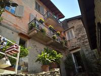 Verwinkelte Gasse auf Isola Bella