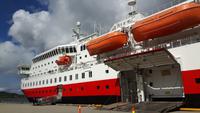 Fahrt mit der Hurtigrute von Stokmarknes nach Svolvaer (MS 