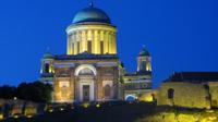 Esztergom bei Nacht
