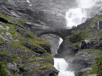 Brücke über den Stigfossen