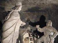Denkmal für Heilige Kinga in der Salzmine Wieliczka - Figuren aus Salz