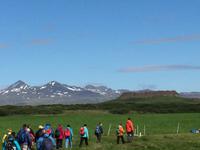 13.06.2016: ... Ziel ist der Kraterrand des Eldborg