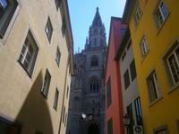 Konstanz, Blick aus einer Seitengasse auf das Münster