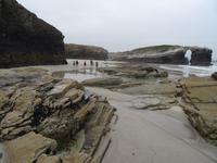 Strandwanderung nicht ohne Hindernisse in As Catedrais