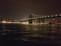 Brooklyn Bridge bei Nacht