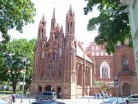 Vilnius: Kirche der heiligen Anna mit Benediktinerkirche