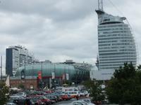 Blick zum Klimahaus und zum Atlantic-Hotell