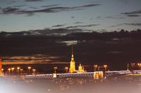 die Schlossbrücke und die Peter- und Paul-Festung