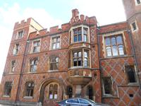  typische Fassadengestaltung in Eton