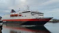 M/S Richard With der Hurtigruten in Svolvær