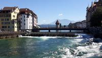 Luzern (Spaziergang entlang der Reuss...)