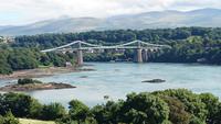 An der Menai Bridge in Wales