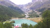 Fahrt mit dem Bernina-Express (Palü-See mit Palü-Gletscher)